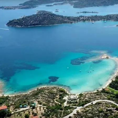 το σπιτάκι η ελιά